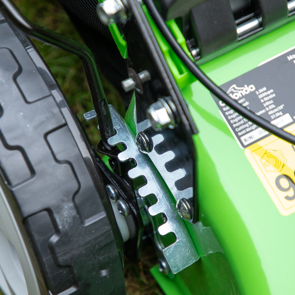 Dellonda DG101 Dellonda Self-Propelled Petrol Lawnmower Grass Cutter with Height Adjustment & Grass Bag 149cc 18"/46cm 4-Stroke Engine