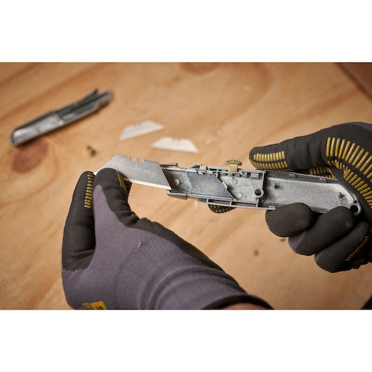 Stanley 1-10-099 99E Classic Retractable Blade Utility Knife