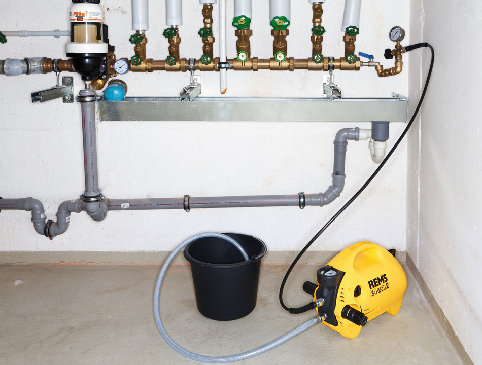 REMS 115500 E-Push 2 Test Pump (Electric) 110/240V