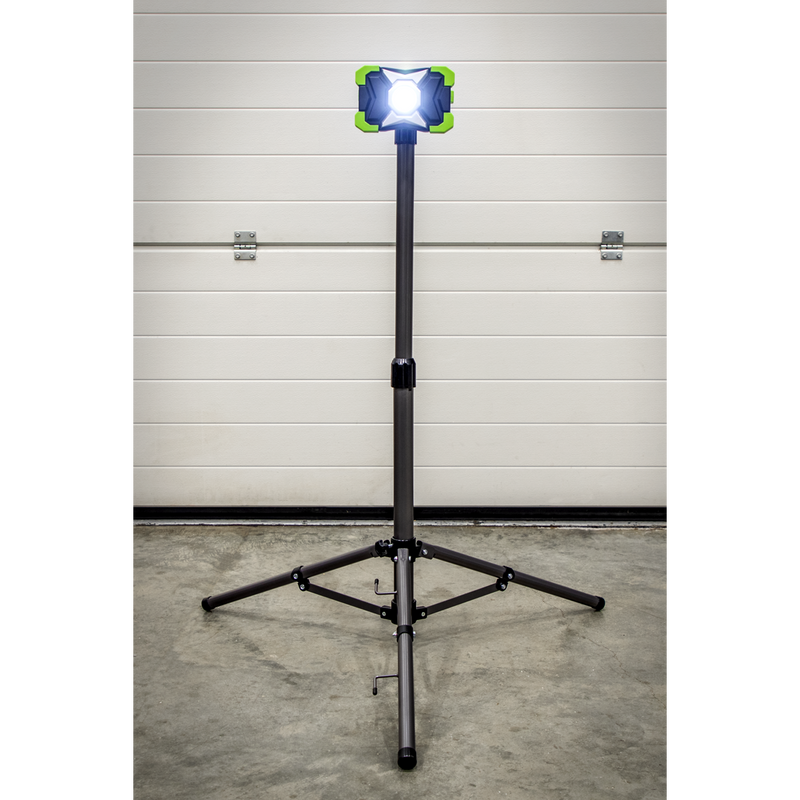 Sealey LED1500PBKIT 15W COB LED Portable Floodlight & Telescopic Tripod