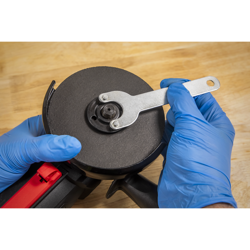 Sealey SG115E Angle Grinder Diameter 115mm 750W/230V