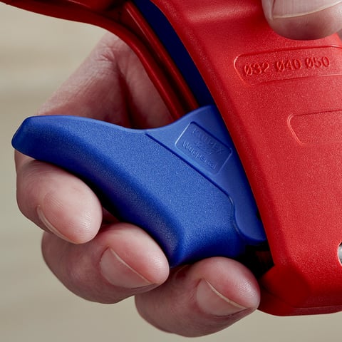 KNIPEX 90 23 01 BK DP50 Pipe Cutter for plastic drain pipes