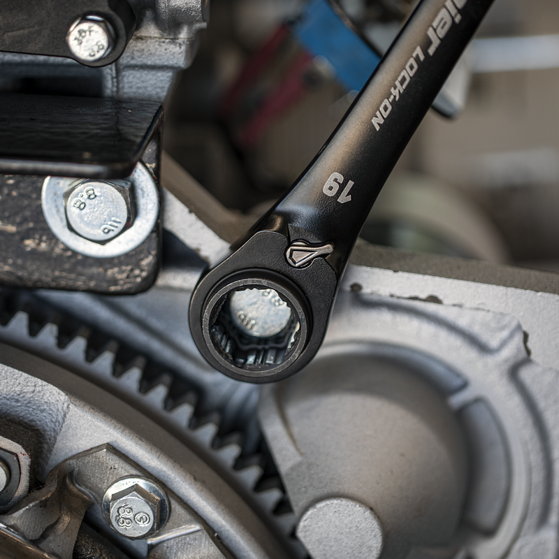 SEALEY AK63923 Premier Black 4-in-1 Reversible Lock-Onª Ratchet Ring Spanner