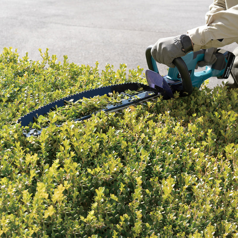 Makita DUH507F001 18V LXT Hedge Trimmer Includes 1x 3.0Ah Battery & Charger