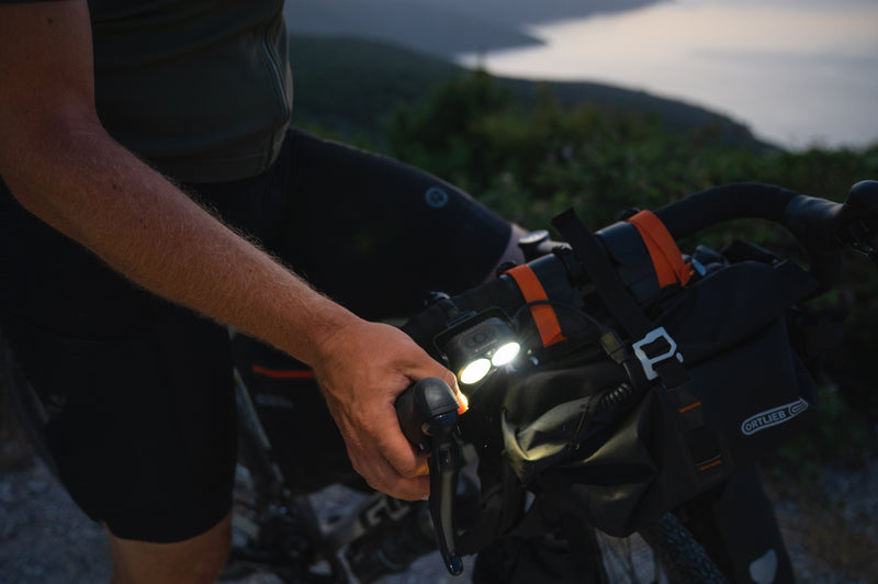 Ledlenser 502198 H19R SIGNATURE RECHARGEABLE LED Headlamp (SG4000)