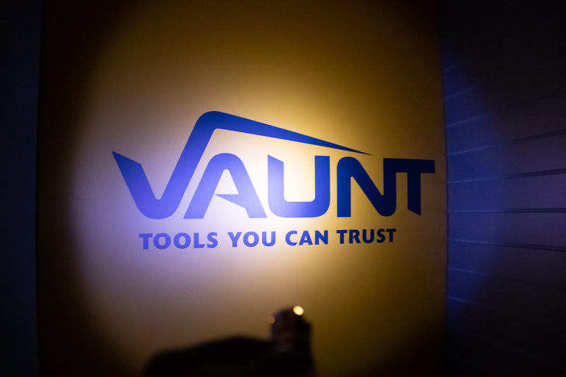 Vaunt V1443001 Multi Tool Plier, Knife and Torch Pack