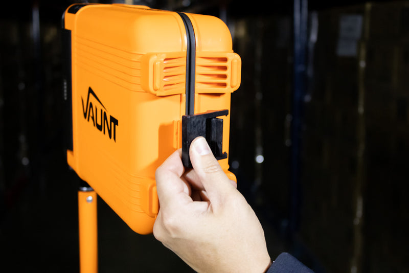 Vaunt V1607010 20W Cordless Adjustable Dual Site Floodlight