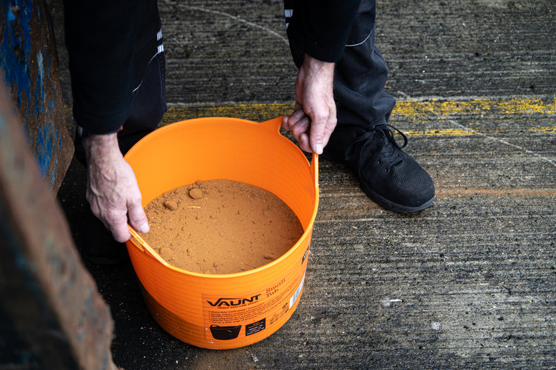 Vaunt V1705000 Small 16L Plastic Tub