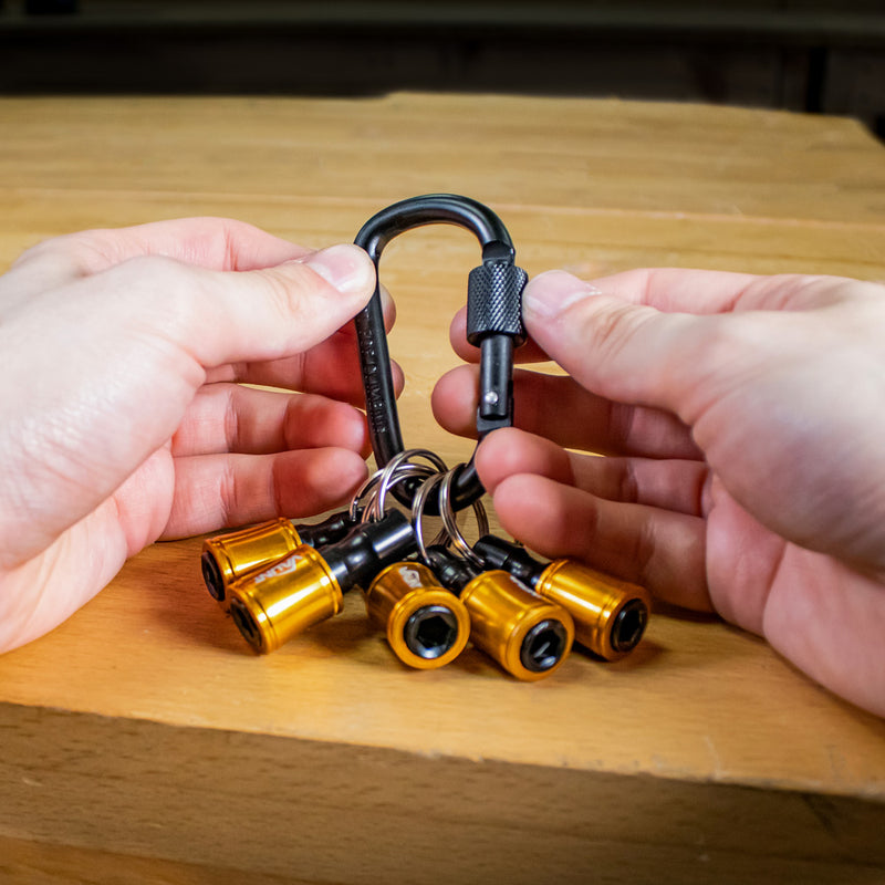 Vaunt V2315000 Locking Carabiner