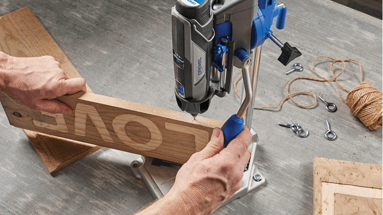 Dremel 8240-5 12V Cordless Rotary Multi-Tool Kit – 1 Battery, Lithium-Ion, Model F0138240JB