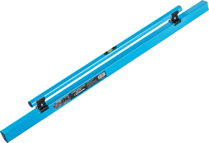 OX Hand Tools P021312 1200mm Concrete Screed with vial