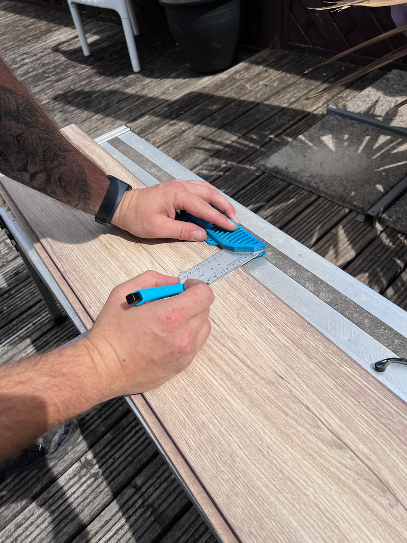 OX Tools OX-P503030 Pro Carpenters Square & Angle Finder 300mm / 12in