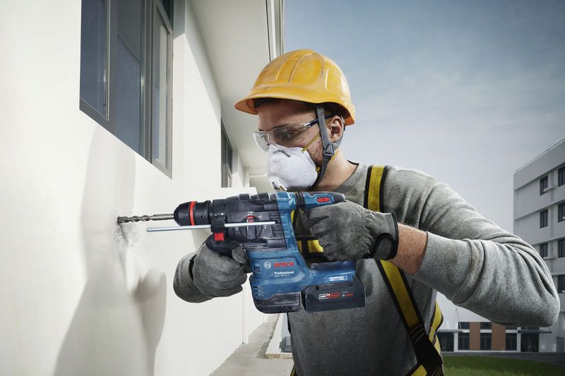Bosch 0611924171 GBH 18V-22 X Professional Cordless Rotary Hammer with ONECHUCK
