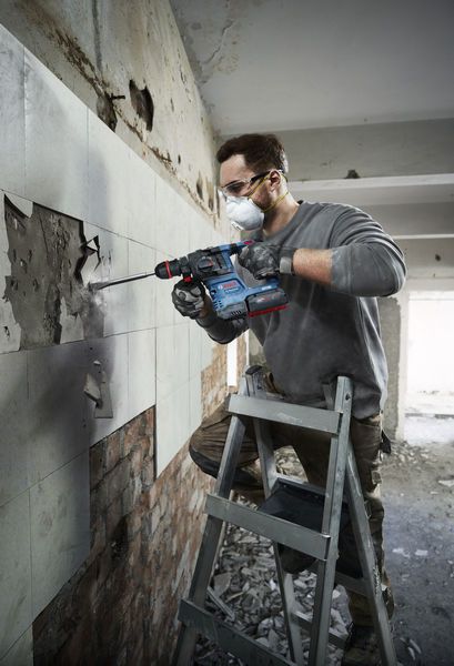 Bosch 0611924171 GBH 18V-22 X Professional Cordless Rotary Hammer with ONECHUCK