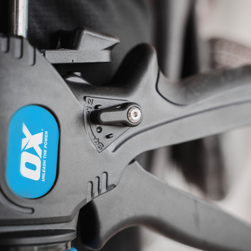 OX Tools OX-P045560 Pro Dual Thrust Sausage Gun - 600ml