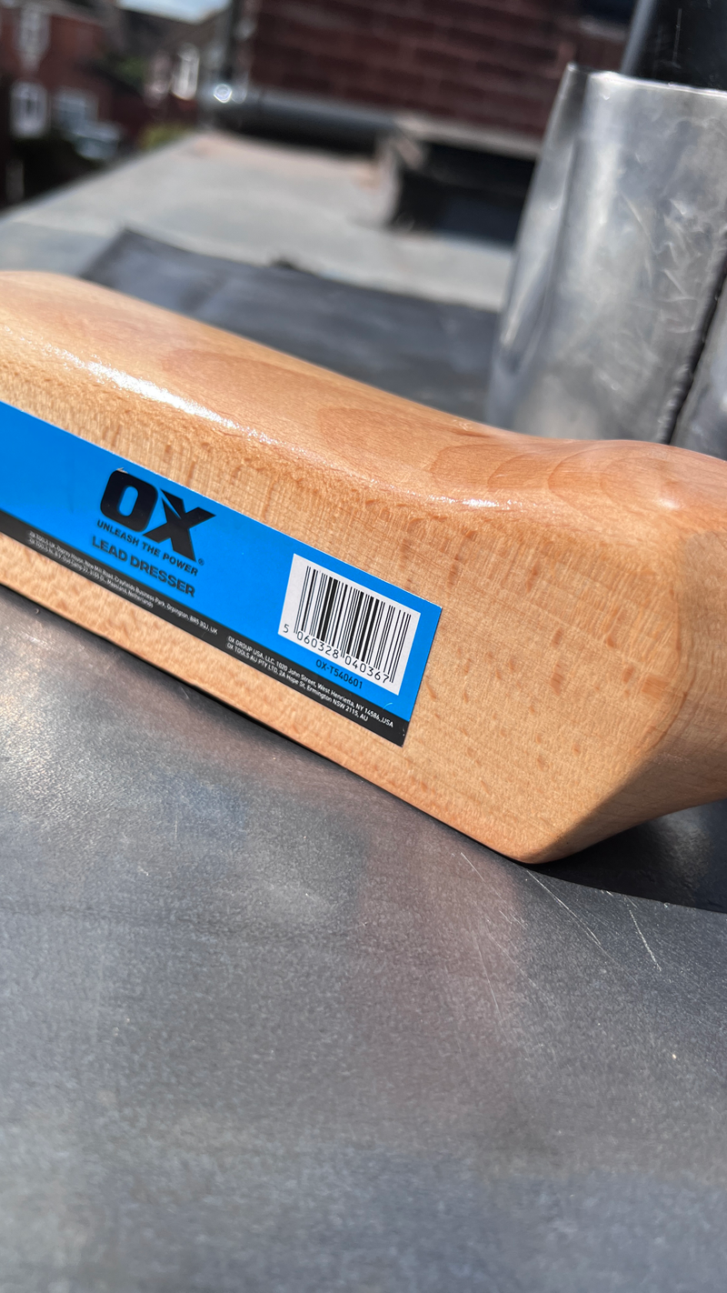 OX T540601 Trade Lead Dresser