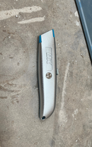 OX Tools OX-T222701 Trade Heavy Duty Retractable Utility Knife