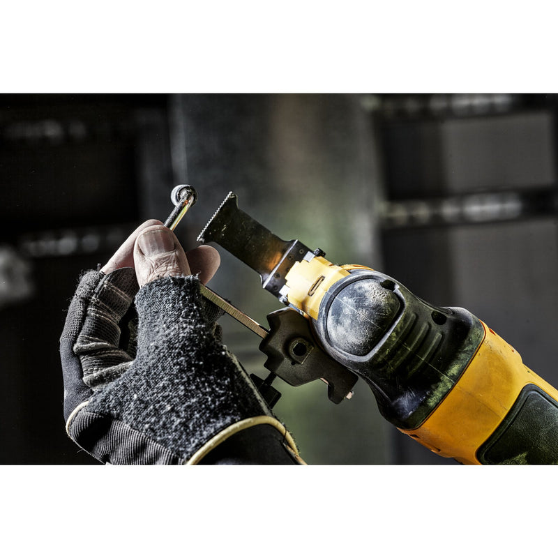 DeWalt DWE315KT 240v Corded Oscillating Multi Tool + 37 Accessories