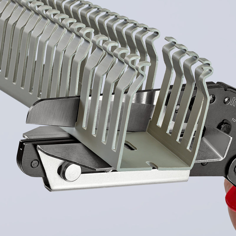 KNIPEX 95 02 21 SHEARS FOR CABLE DUCT