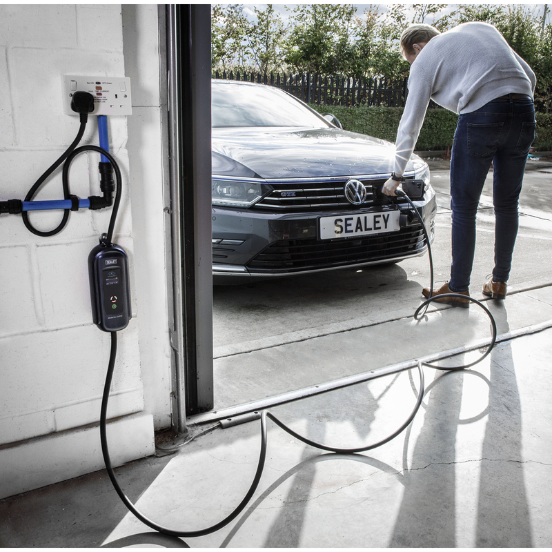 Sealey EVPC2 10A Type 2 to UK 3-Pin Plug Portable EV Charger - 5m Cable