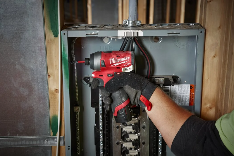 Milwaukee M12FID-0 Sub Compact Impact Driver 12V Body Only