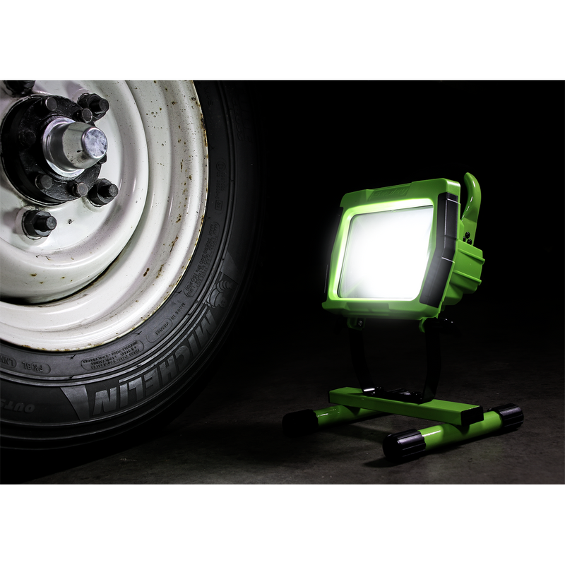 Sealey LED109C 30 SMD LED Rechargeable Portable Floodlight