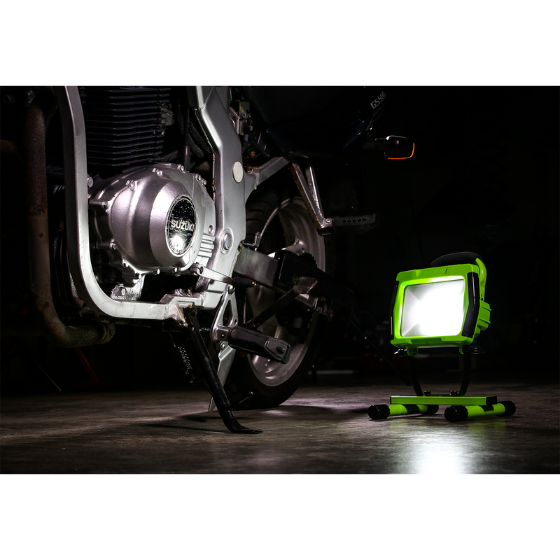 Sealey LED109C 30 SMD LED Rechargeable Portable Floodlight