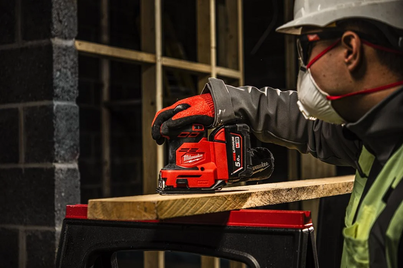 Milwaukee 4933479966 M18 BQSS-0 Quarter Sheet Sander Body Only