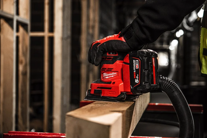 Milwaukee 4933479966 M18 BQSS-0 Quarter Sheet Sander Body Only