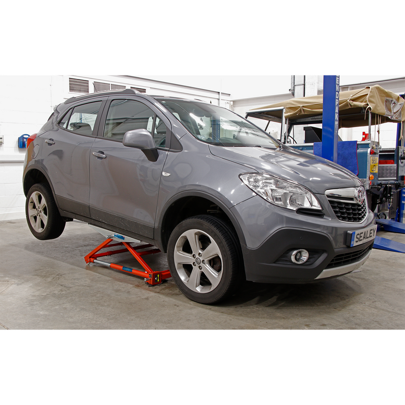 Sealey PPL01 1500kg Portable Pivot Car Lift