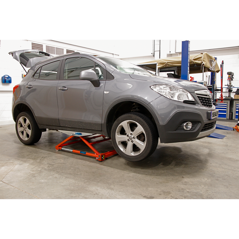 Sealey PPL01 1500kg Portable Pivot Car Lift
