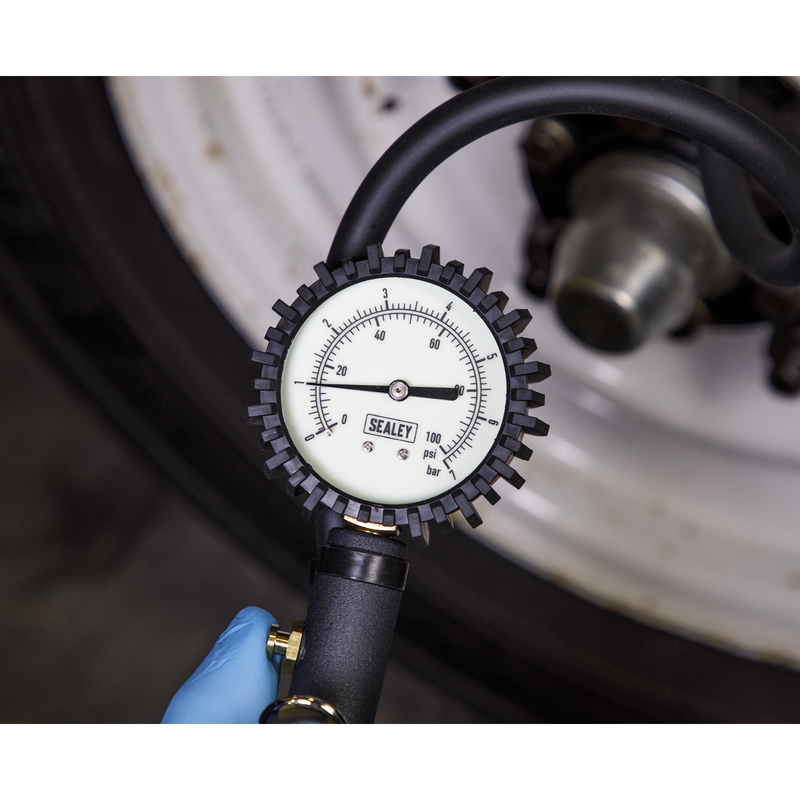 Sealey SA399 Tyre Inflator with Clip-On Connector