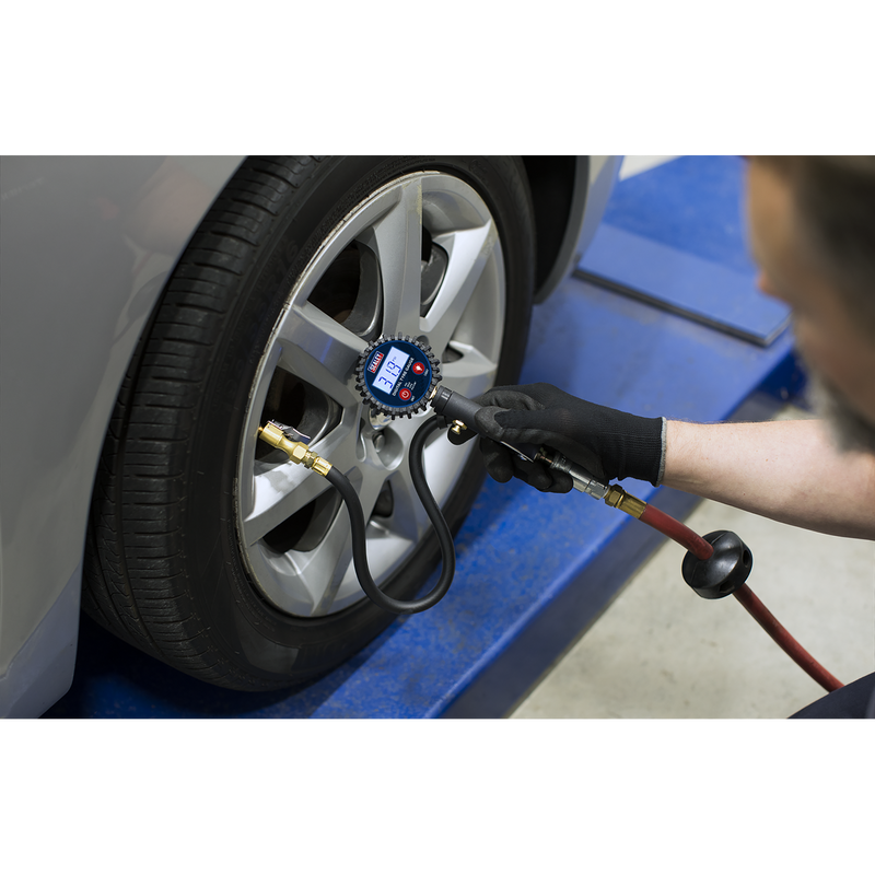 Sealey SA400 Digital Tyre Inflator with Clip-On Connector