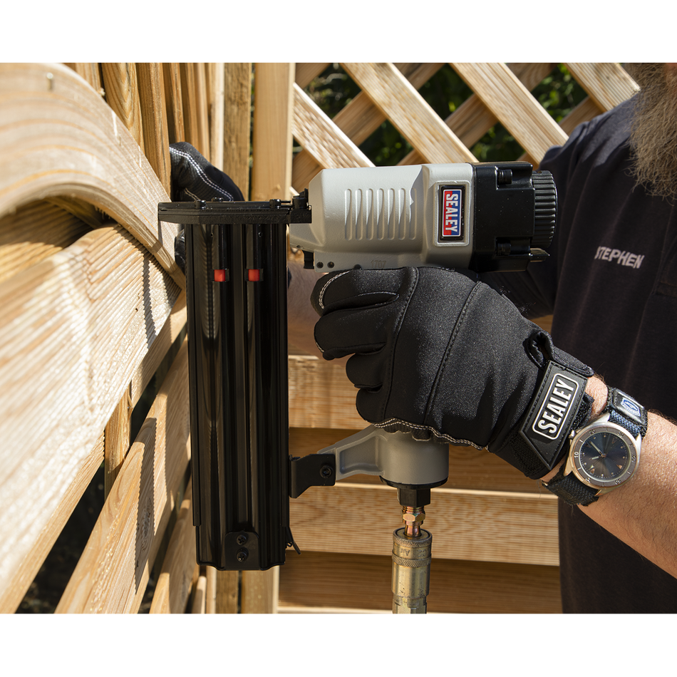 Sealey SA791 10-50mm Capacity Air Nail Gun