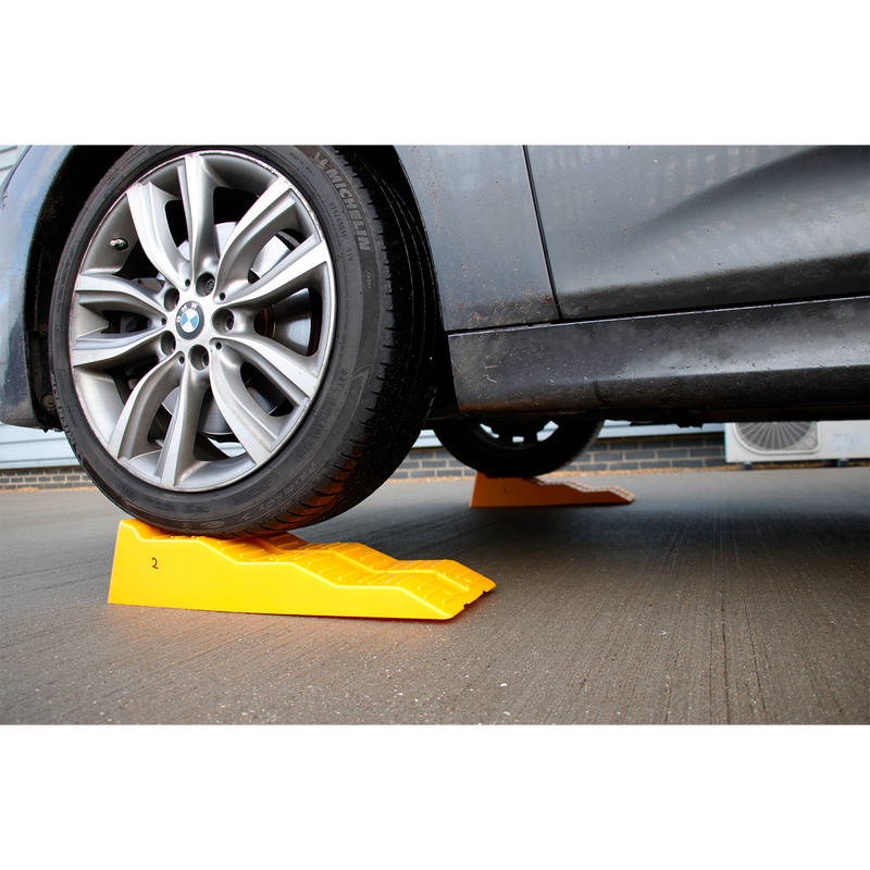 Sealey WL301 3-Stage Levelling Ramps - 2.5tonne Capacity per Ramp 5tonne Capacity per Pair
